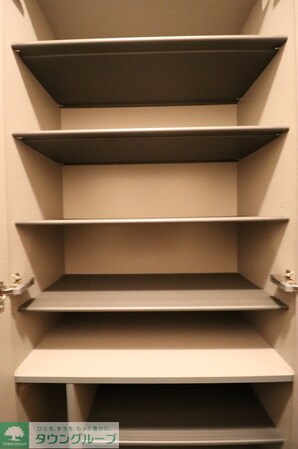 ピーノフォーリア 弐番館の物件内観写真